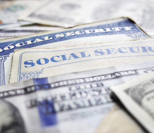 When To Enroll In Social Security & Medicare